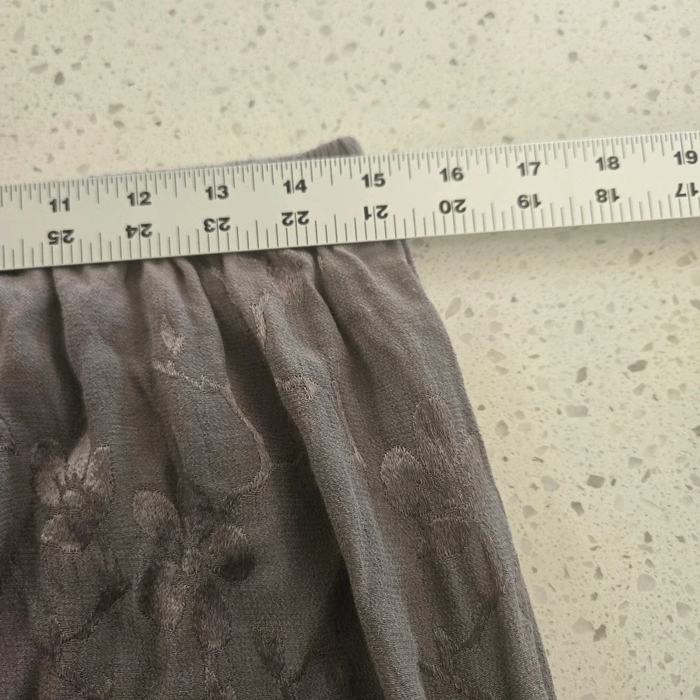 Vintage Skirt 1X Handkerchief Hem Floral Lace Midi Skirt Gray Black Plus Size